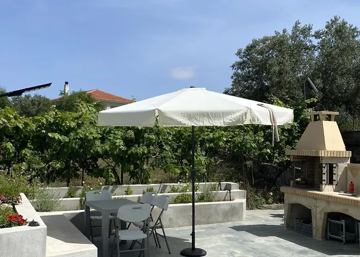 Дом отдыха Lounge House Lakithra